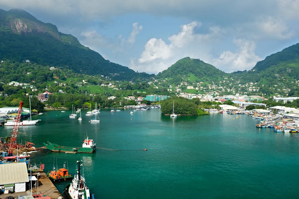 Getting from Mahe Airport to the Ferry Port Victoria